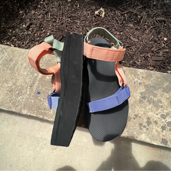 Teva Flatform Platform Sandal sherbert women’s size 8 - Picture 4 of 5
